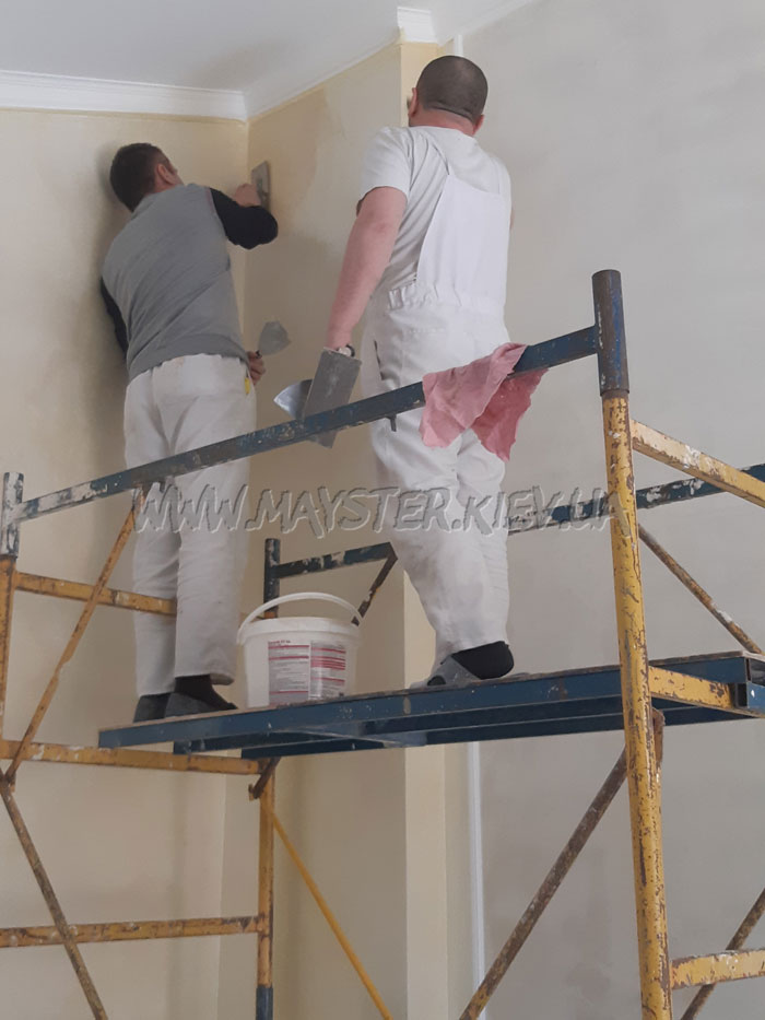 нанесення перламутрового покриття для стін у Києві