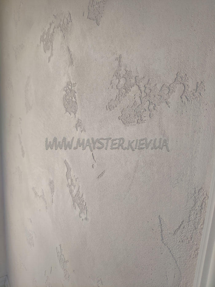 Декоративная штукатурка Pietra Media Ferrara Paint покрытая Di Franko silver Limestone